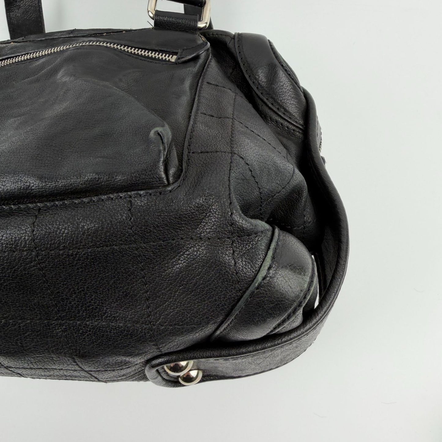 Chanel CC Logo Shoulder Bag Tote Black Leather 11 Vintage — view 7