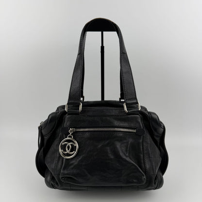 Chanel CC Logo Shoulder Bag Tote Black Leather 11 Vintage — view 2