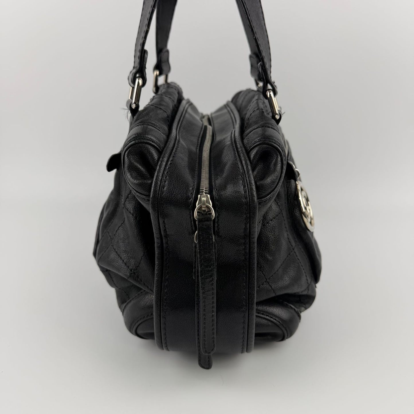 Chanel CC Logo Shoulder Bag Tote Black Leather 11 Vintage — view 4