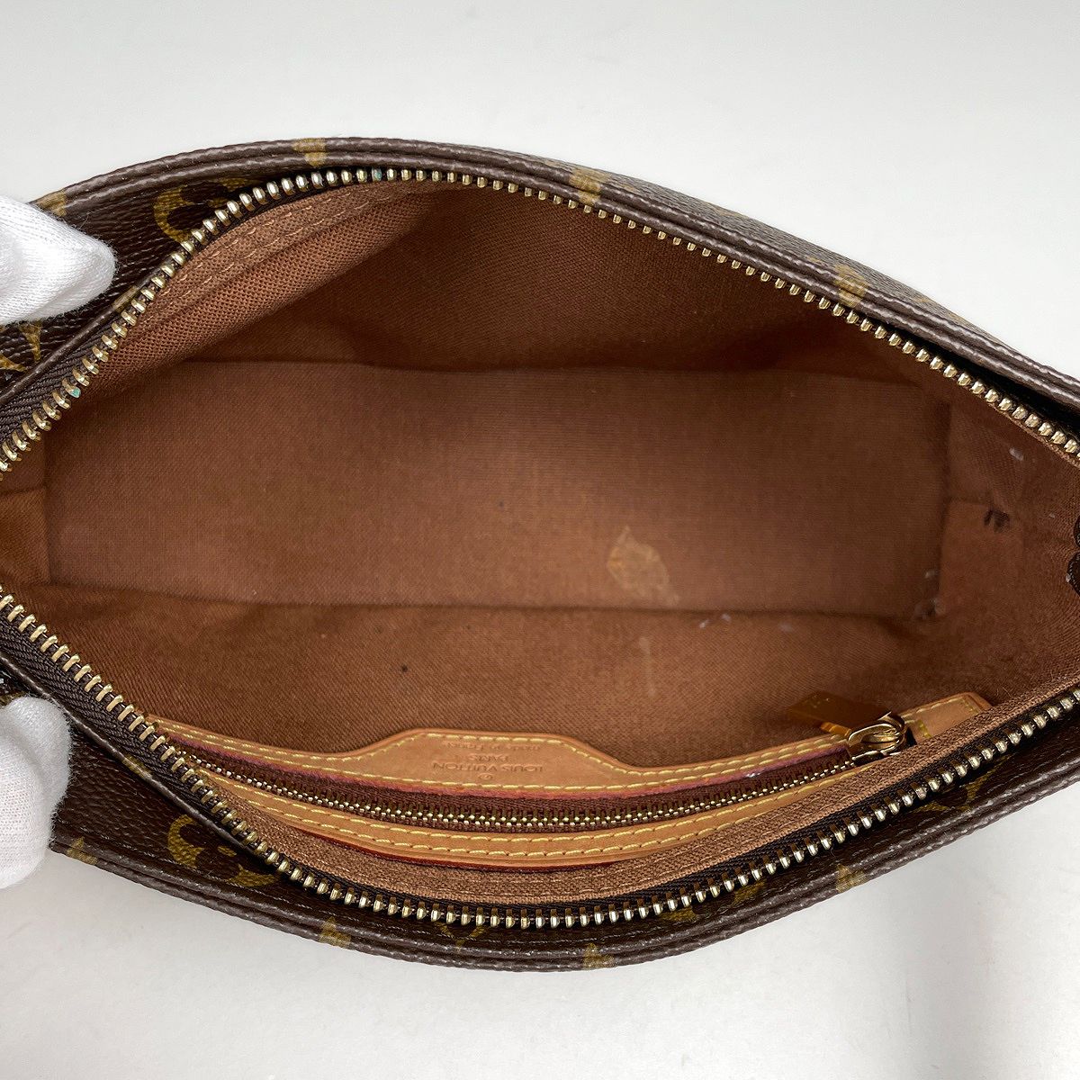 Louis Vuitton Trotteur Shoulder Bag Monogram Brown — view 7