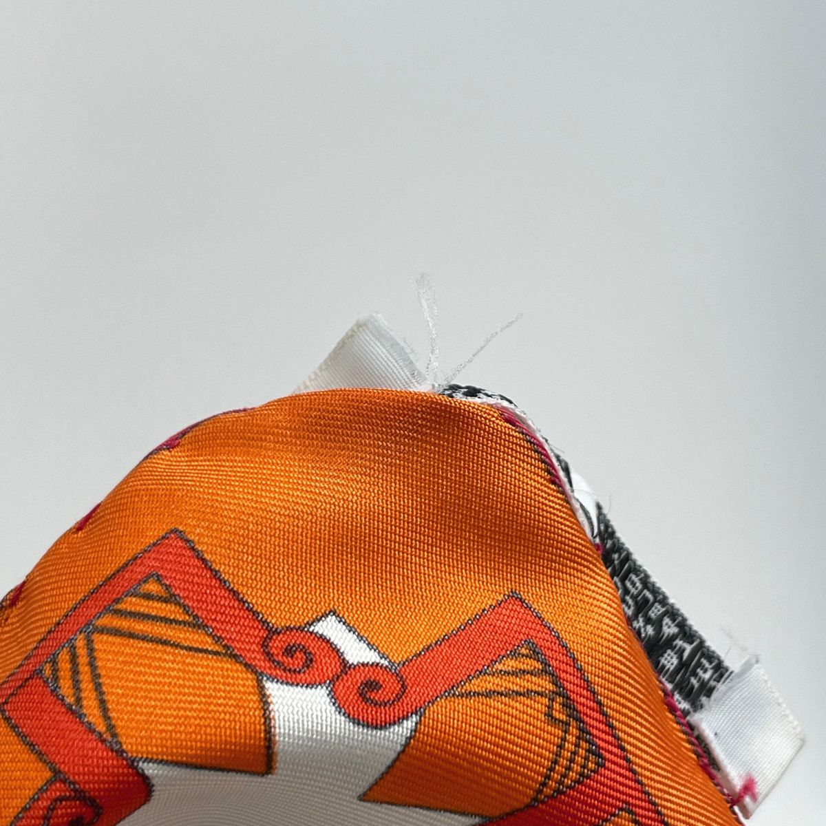 Hermes Carre 90 Astres Es Soleils Celestial Bodies and the Sun Ethnic Scarf — view 3