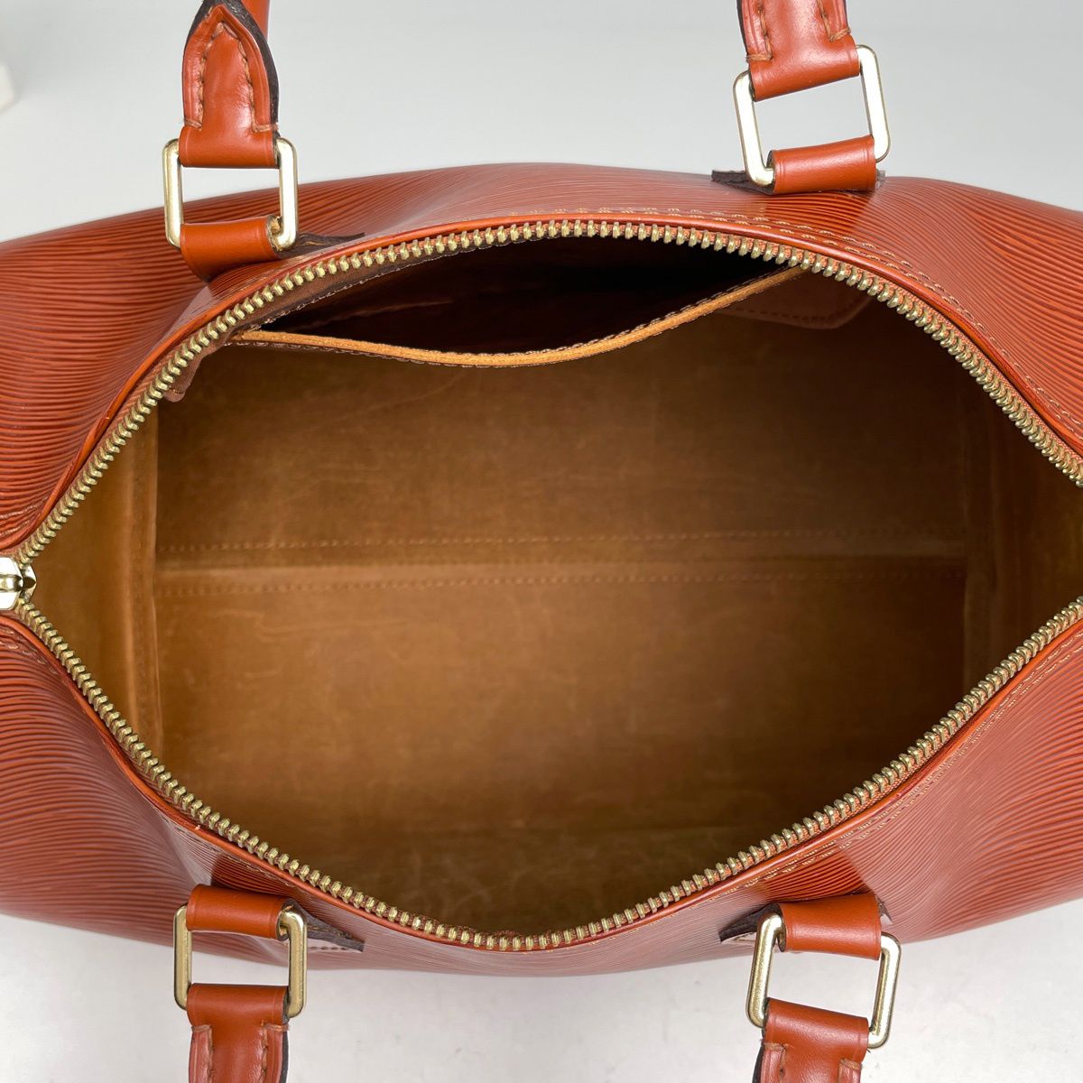 Louis Vuitton Speedy 30 Boston Bag Epi Kenya Brown — view 7