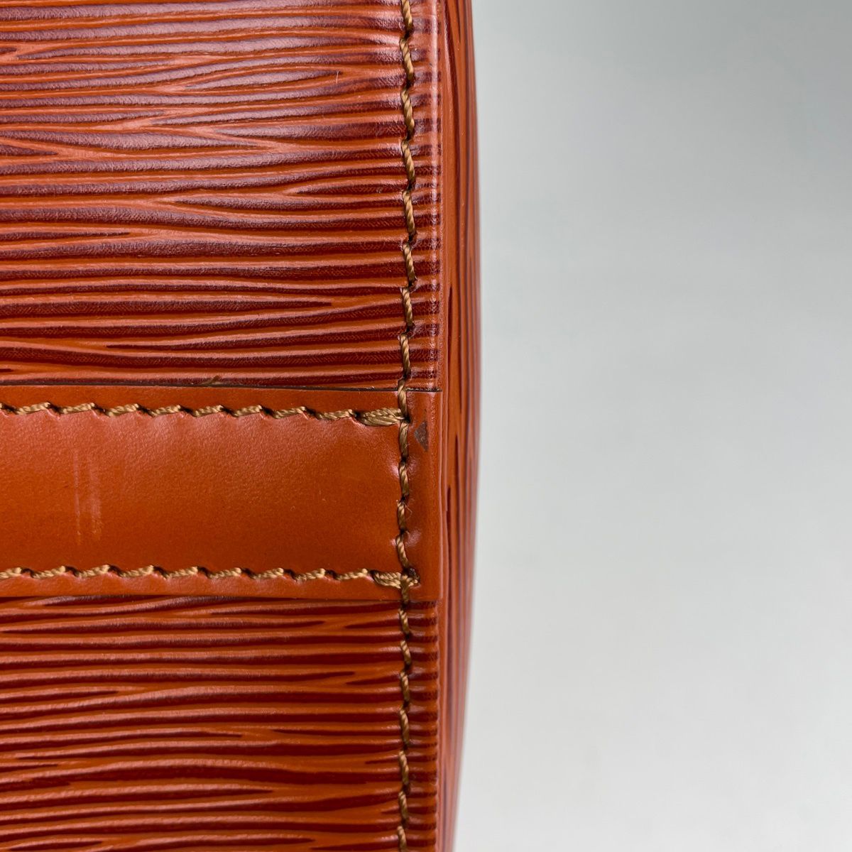 Louis Vuitton Speedy 30 Boston Bag Epi Kenya Brown — view 4