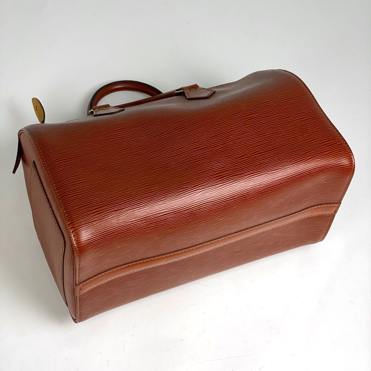 Louis Vuitton Speedy 30 Boston Bag Epi Kenya Brown — view 2