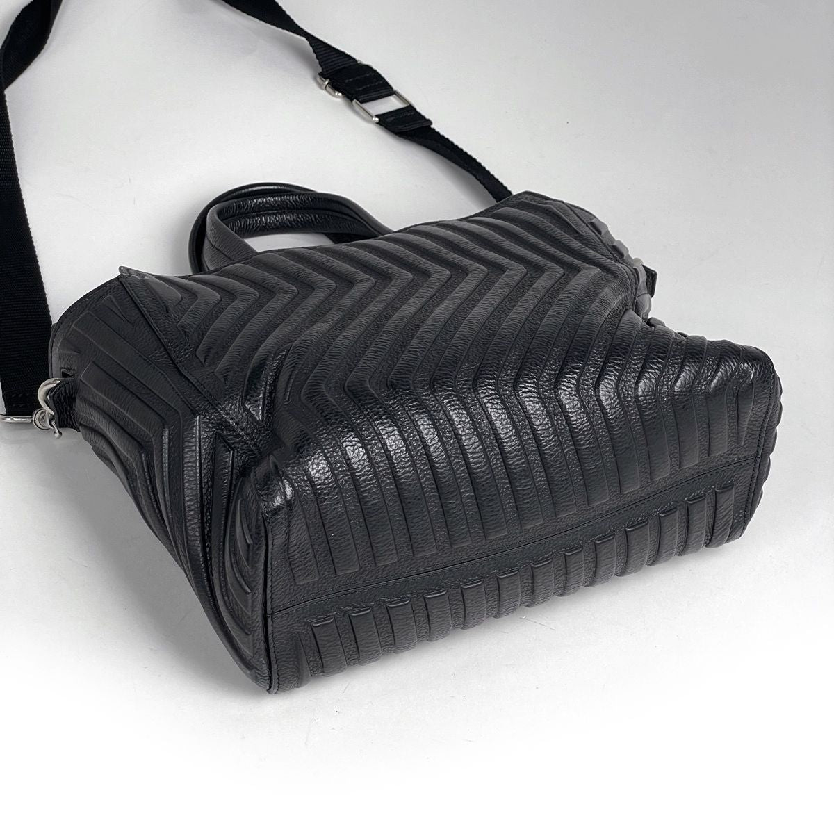 Balenciaga Zip Small Tote 2-Way Leather Black — view 2