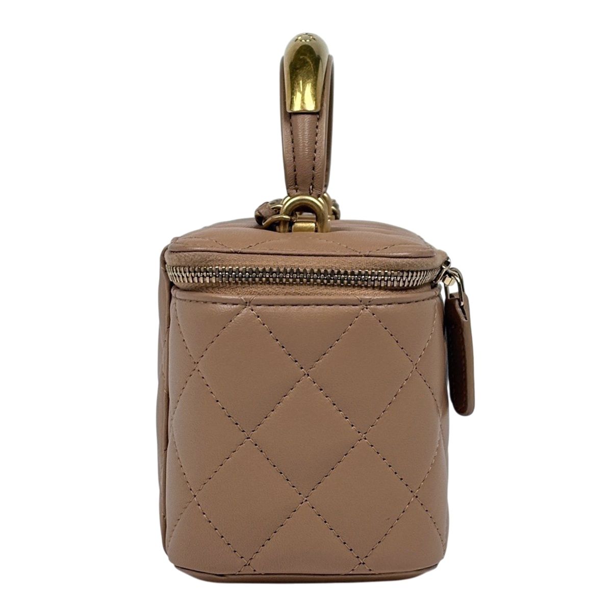 Chanel CC Logo Vanity Shoulder Bag Makeup Pouch Leather Beige — view 4