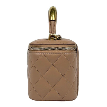 Chanel CC Logo Vanity Shoulder Bag Makeup Pouch Leather Beige — view 2