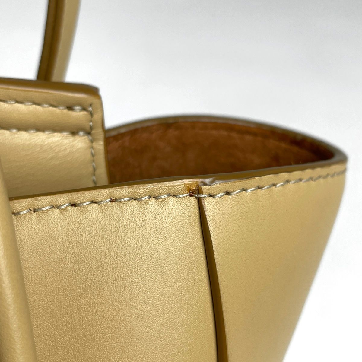 Bottega Veneta Mini the Arco 2-Way Handbag Leather Yellow — view 5