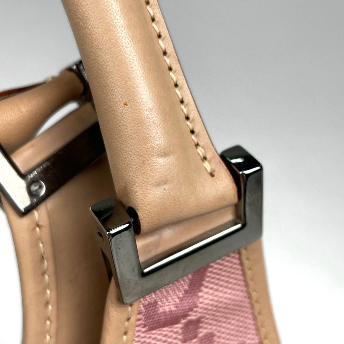 Gucci Jackie Line Handbag GG Pattern Canvas Pink Beige — view 4