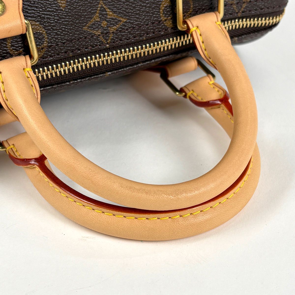 Louis Vuitton Speedy 25 Handbag Monogram Brown — view 6