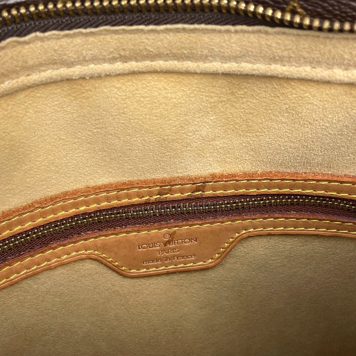 Louis Vuitton Looping GM Shoulder Bag Monogram Brown — view 7