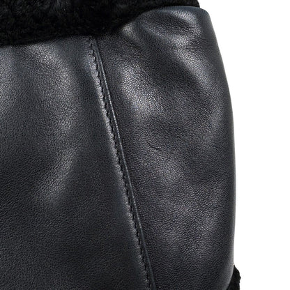 Chanel CC Logo Shoulder Bag Black — view 6