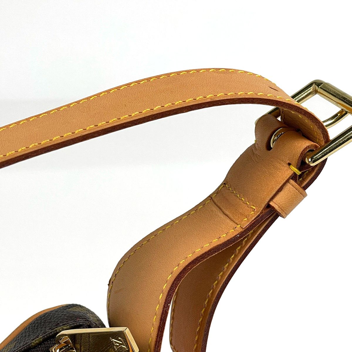 Louis Vuitton Croissant MM Shoulder Bag Monogram Brown — view 6