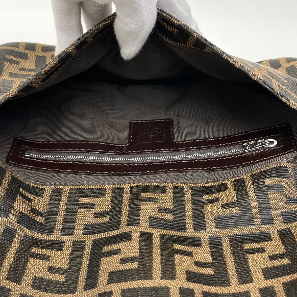 Fendi Zucca Pattern Mamma Baguette Shoulder Bag Canvas Brown — view 9