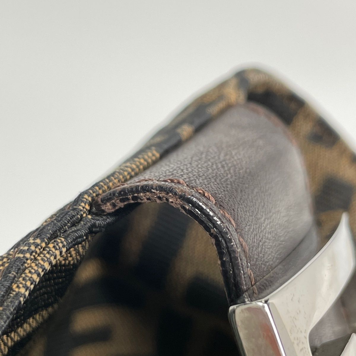 Fendi Zucca Pattern Shoulder Bag Canvas Brown — view 4