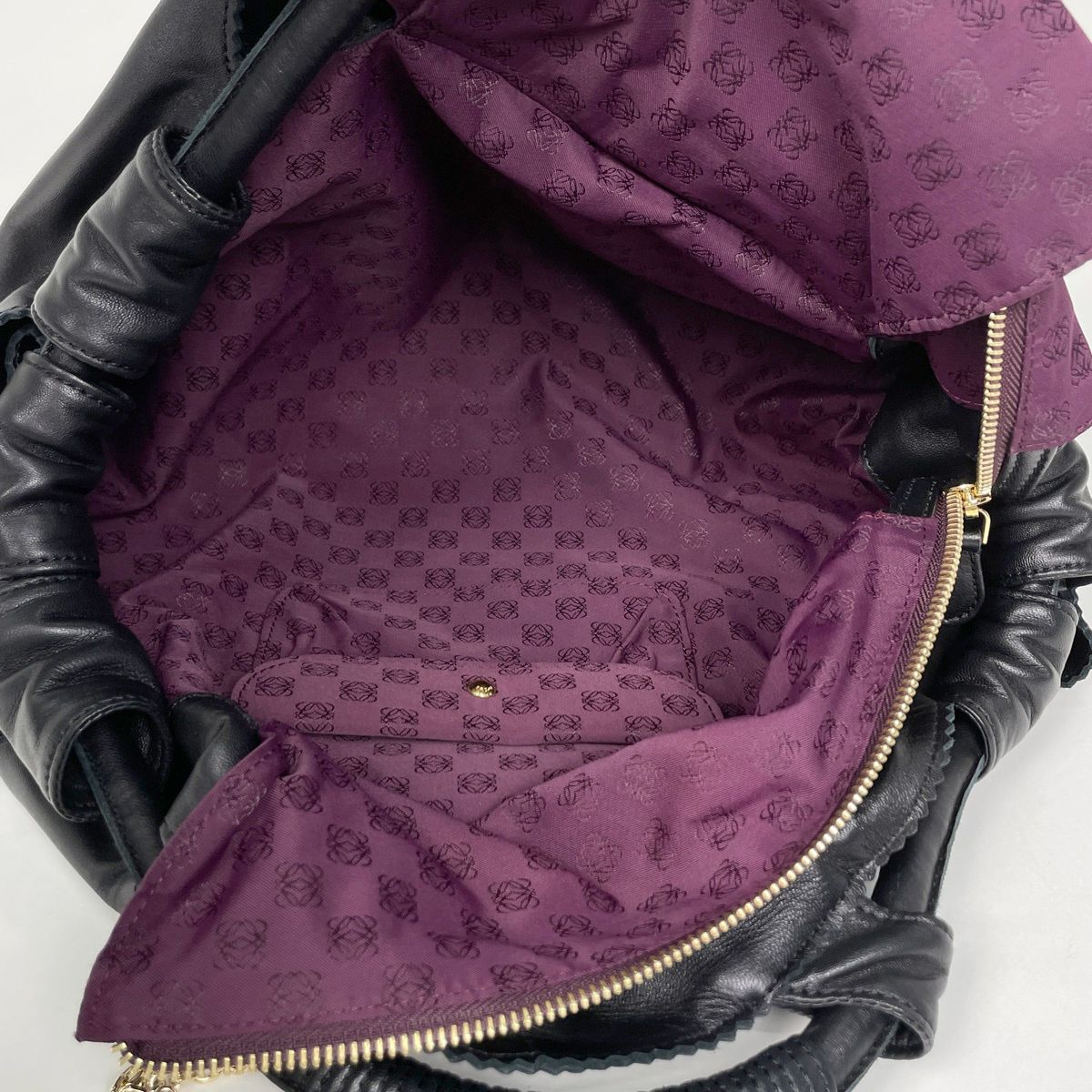 Loewe Nappa Aire Anagram Handbag Leather Black — view 8