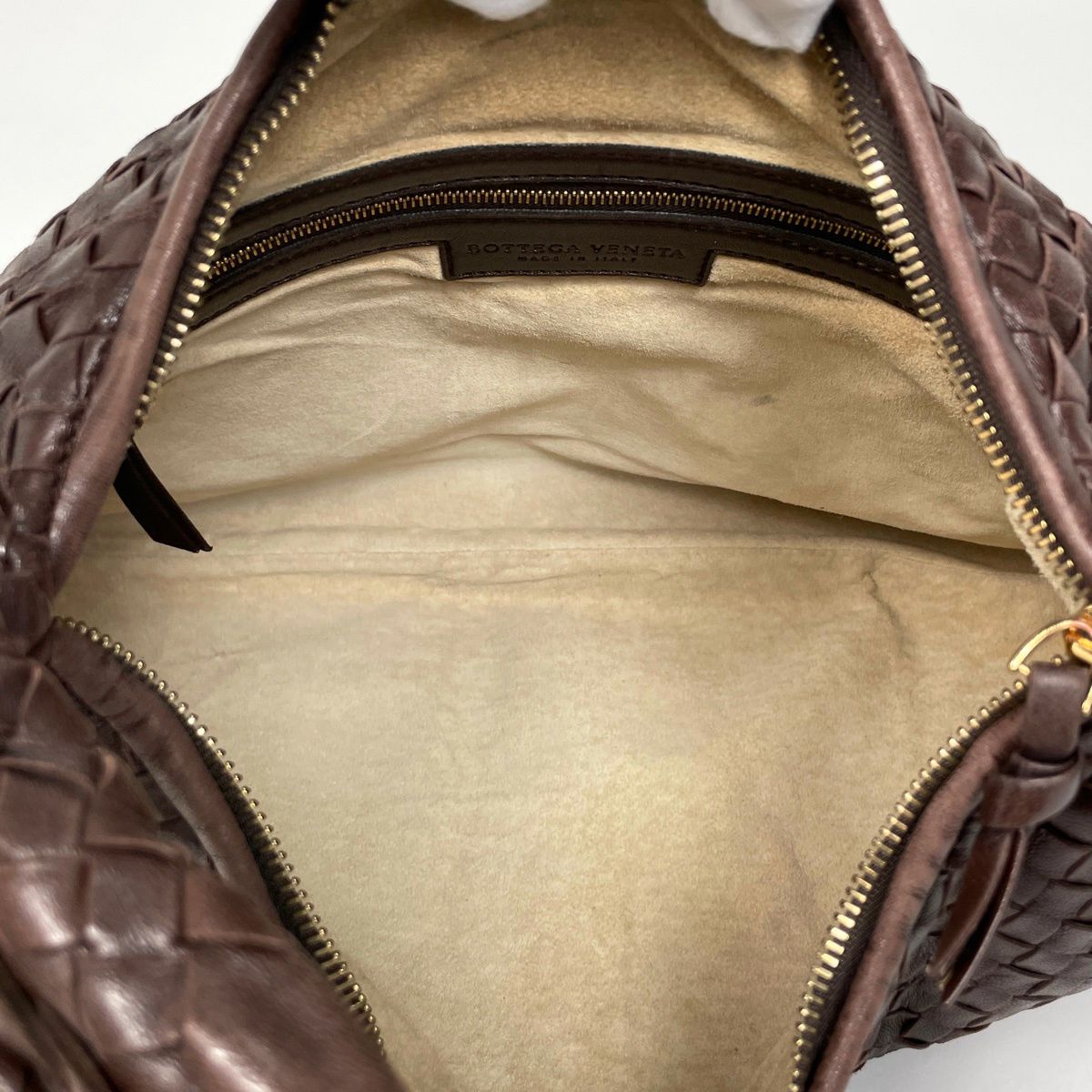 Bottega Veneta Intrecciato Shoulder Bag Hobo Leather Brown — view 8