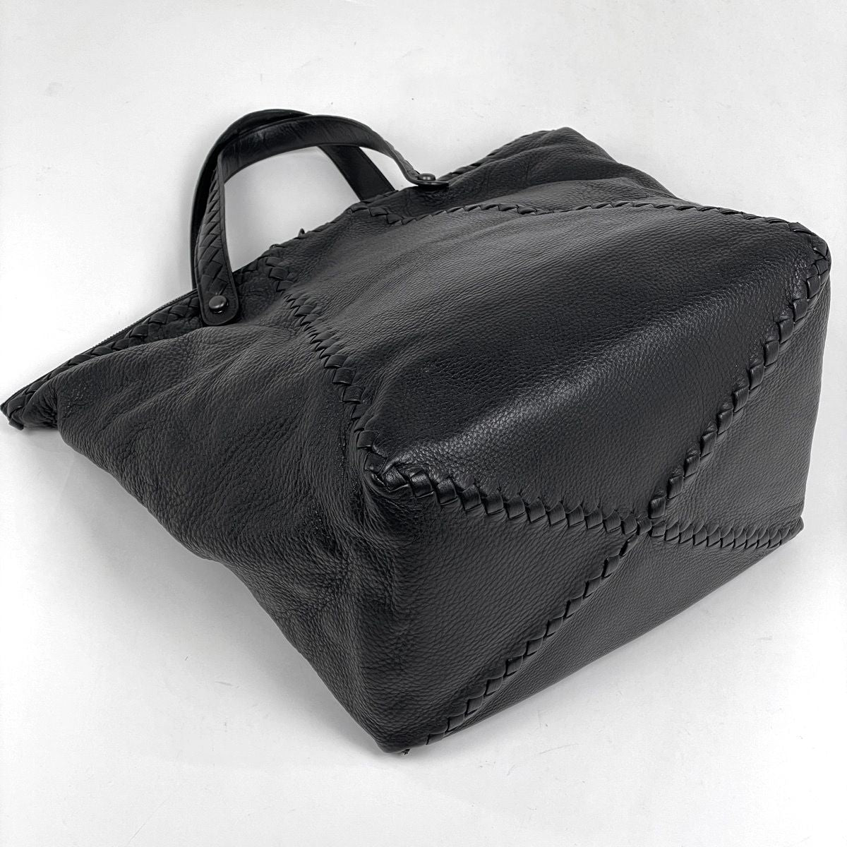 Bottega Veneta Intrecciato Tote Leather Black — view 2