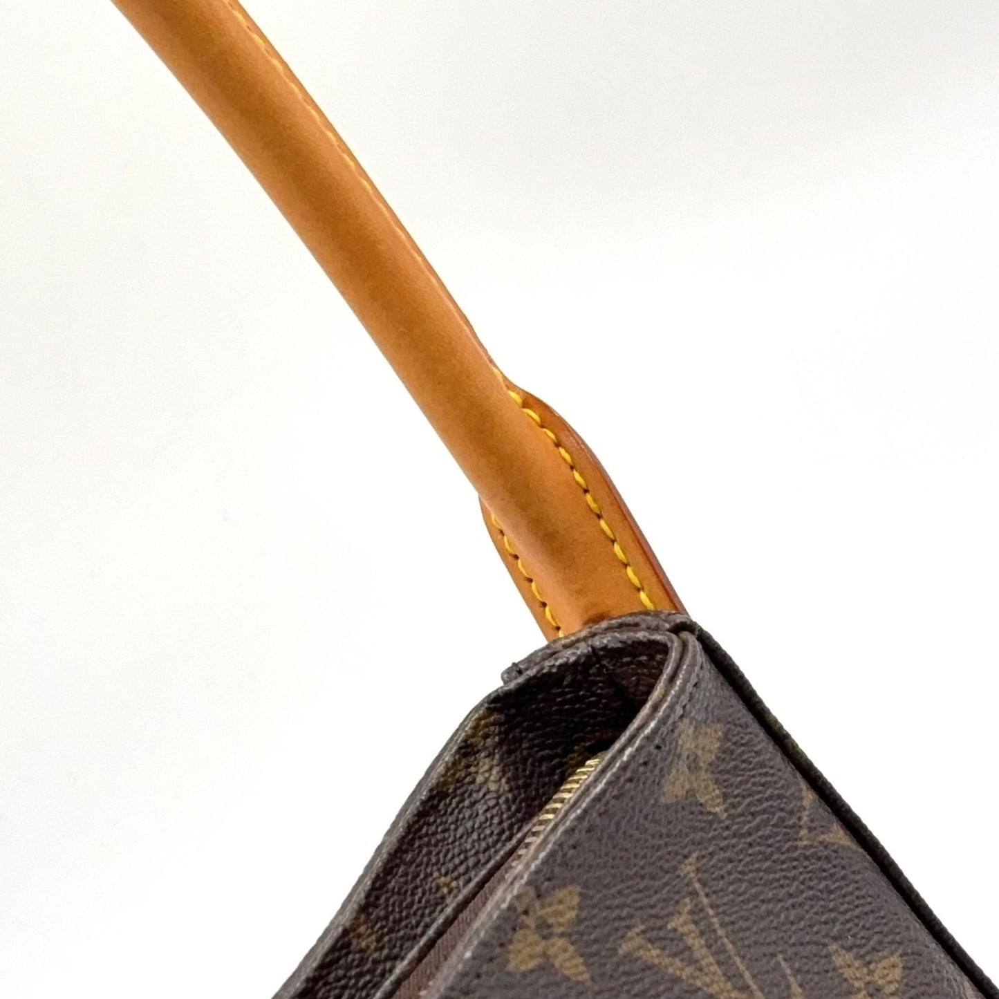 Louis Vuitton Looping MM Monogram Leather Brown Handbag Gold — view 8