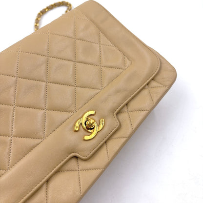 Chanel Quilted Chain Leather Beige Shoulder Bag Gold — view 8