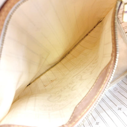 Louis Vuitton Neverfull MM Damier Azur Leather White Tote Gold — view 8
