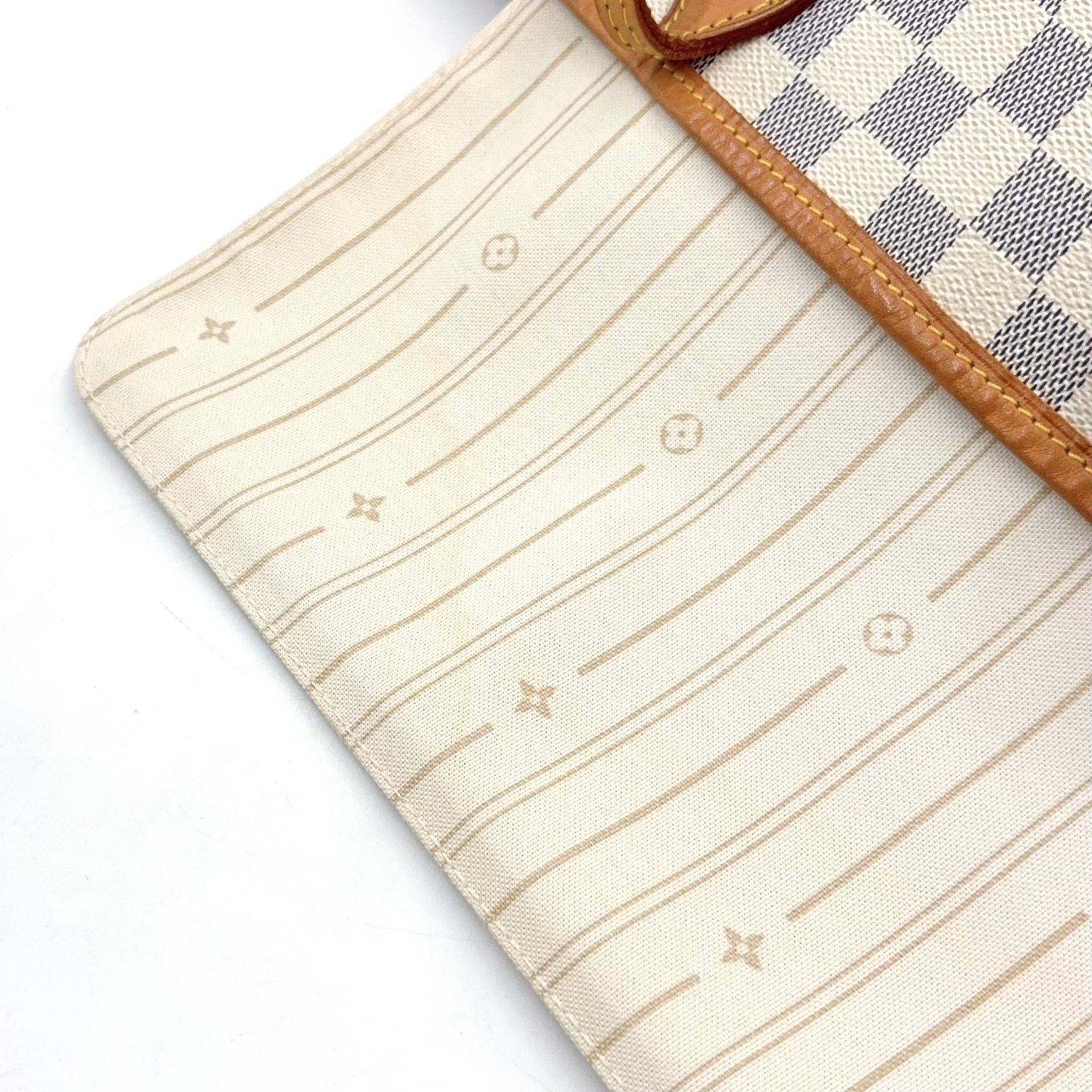 Louis Vuitton Neverfull MM Damier Azur Leather White Tote Gold — view 9