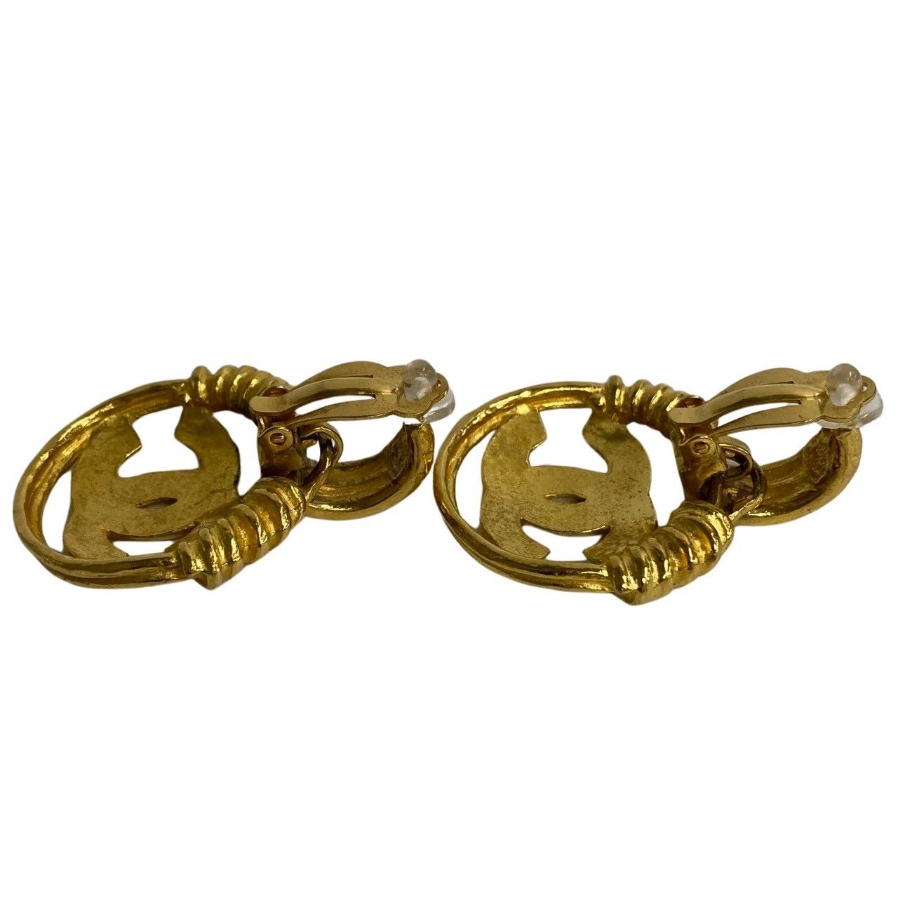 Chanel With Rice Vintage 94 CC Logo Earrings — view 3