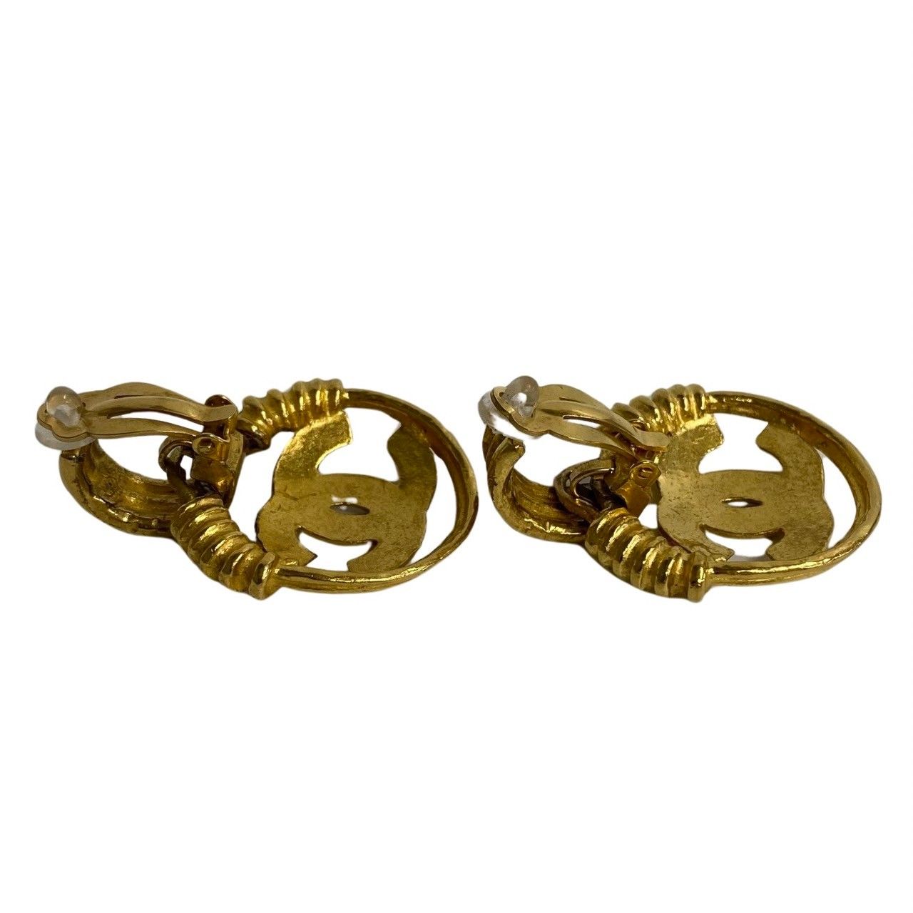 Chanel With Rice Vintage 94 CC Logo Earrings — view 4