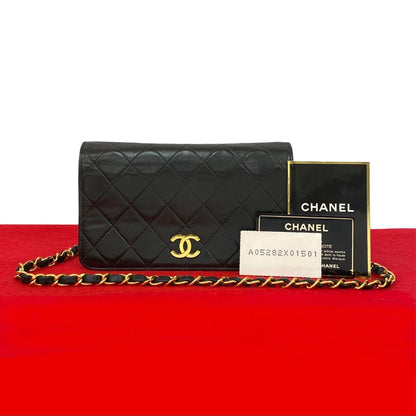 Chanel Card with Quilted CC Logo Lambskin Leather Chain Shoulder Bag Black