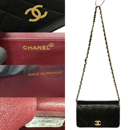 Chanel Card with Quilted CC Logo Lambskin Leather Chain Shoulder Bag Black — view 3