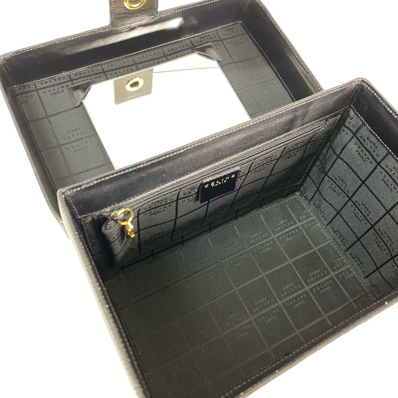 Celine Vintage Carriage Calf Leather Handbag Vanity Bag Makeup Box Black — view 9