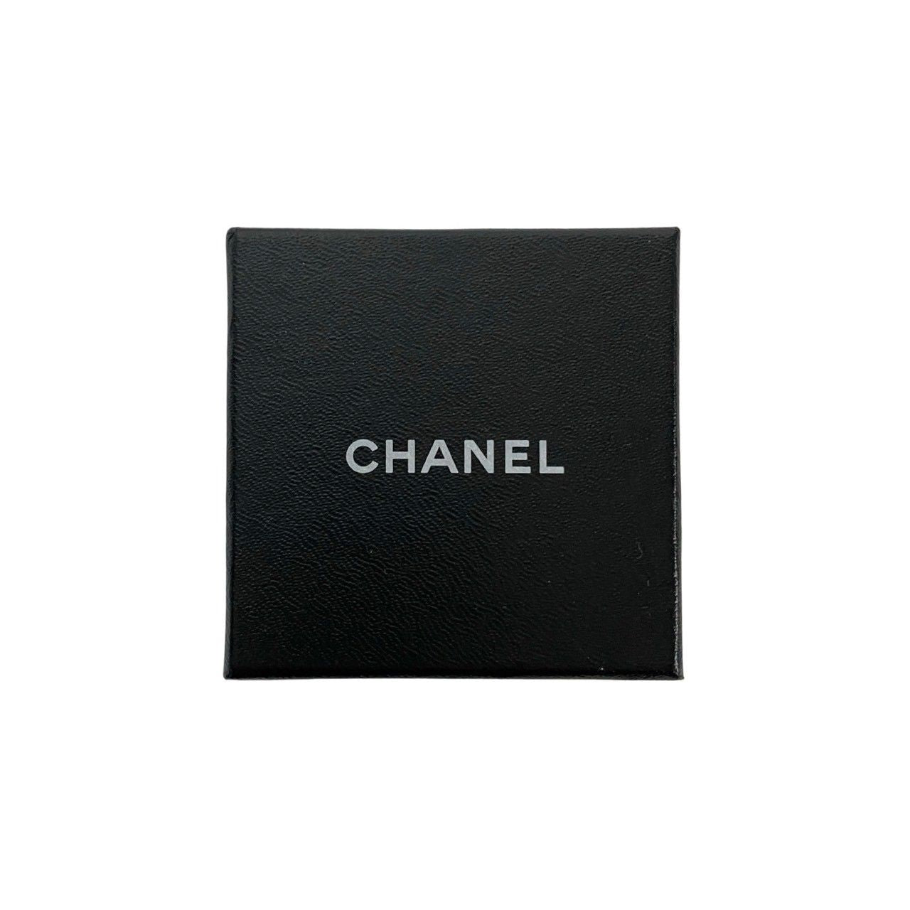 Chanel Vintage CC Logo Lava Earrings Gold — view 6