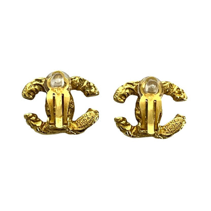 Chanel Vintage CC Logo Lava Earrings Gold — view 4