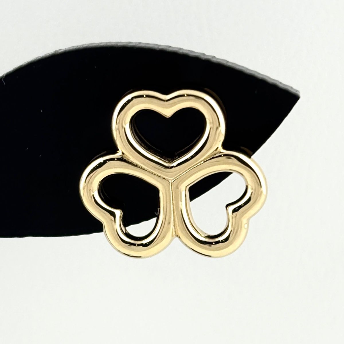 Tiffany & Co Heart Clover Motif Earrings YG Yellow Gold Trifoliate — view 2