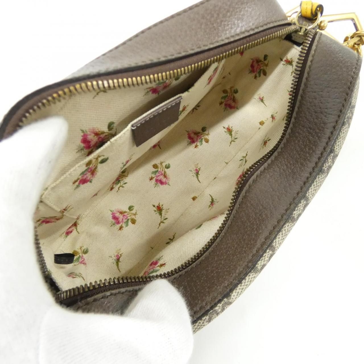 Gucci Neo Vintage Shoulder Bag — view 9