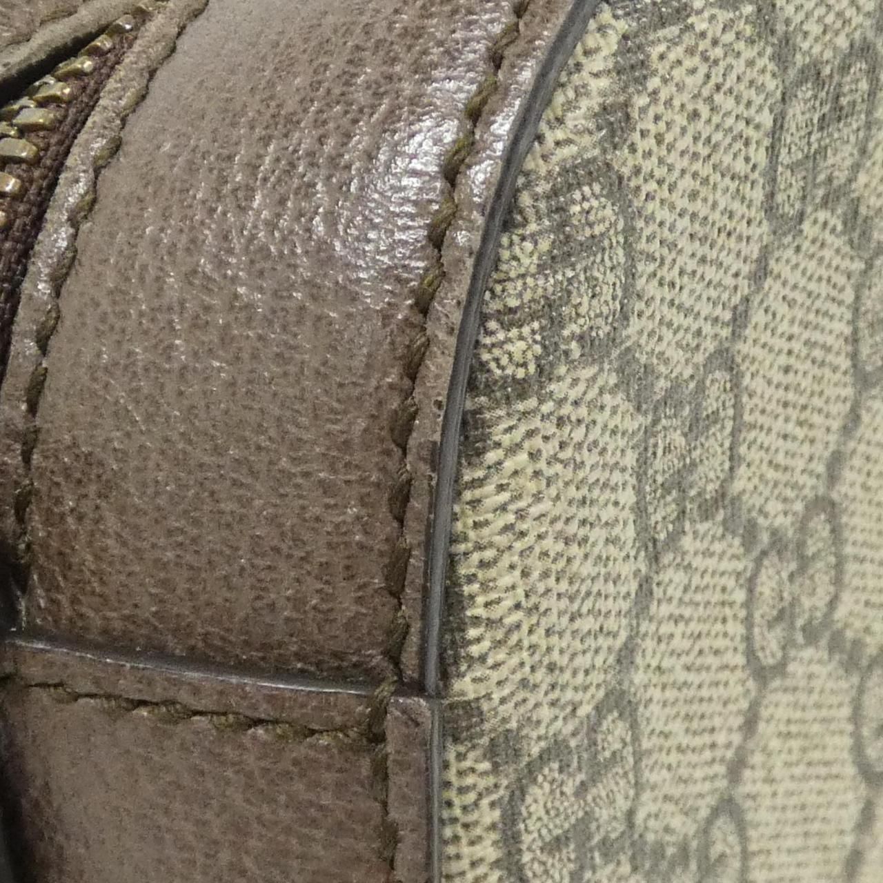 Gucci Neo Vintage Shoulder Bag — view 4