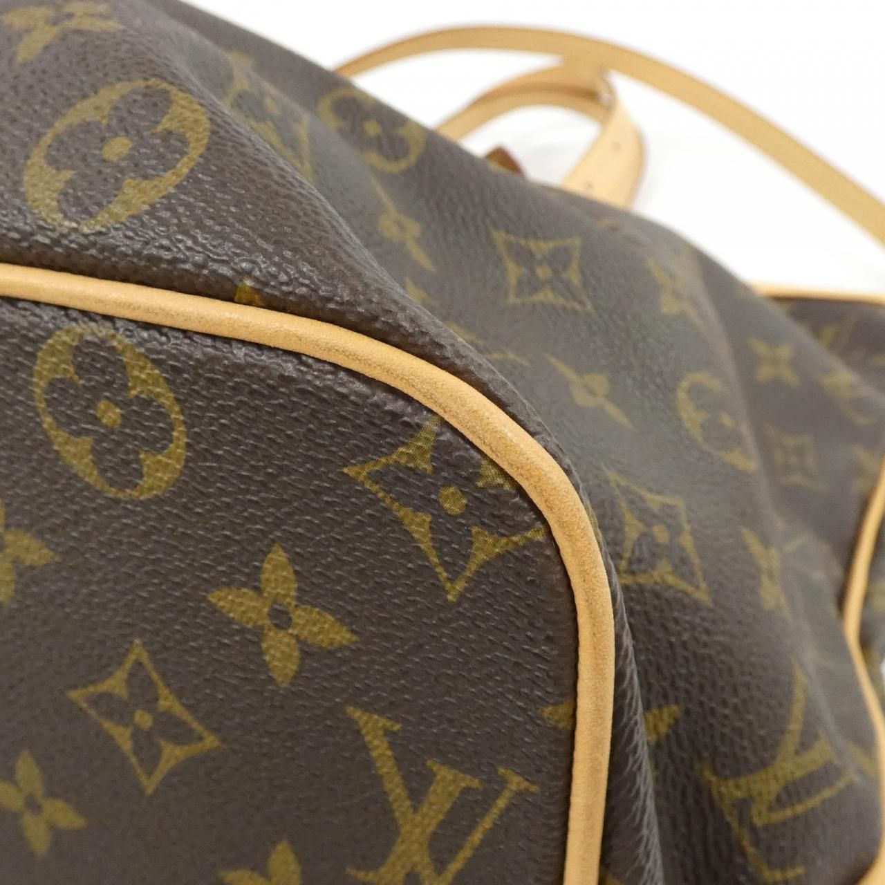 Louis Vuitton Monogram Palermo GM Bag — view 3