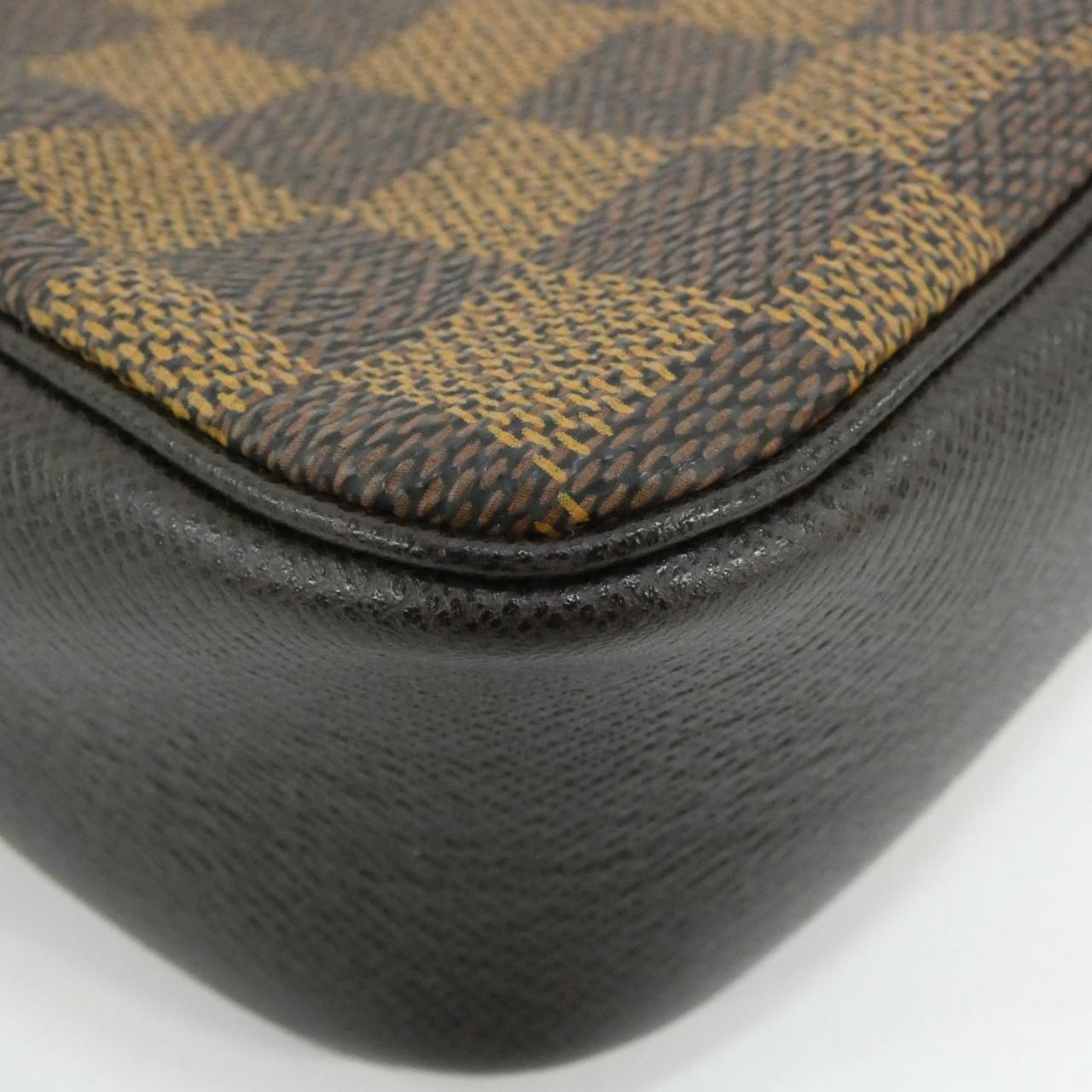 Louis Vuitton Damier Trousse Makeup Pouch — view 2