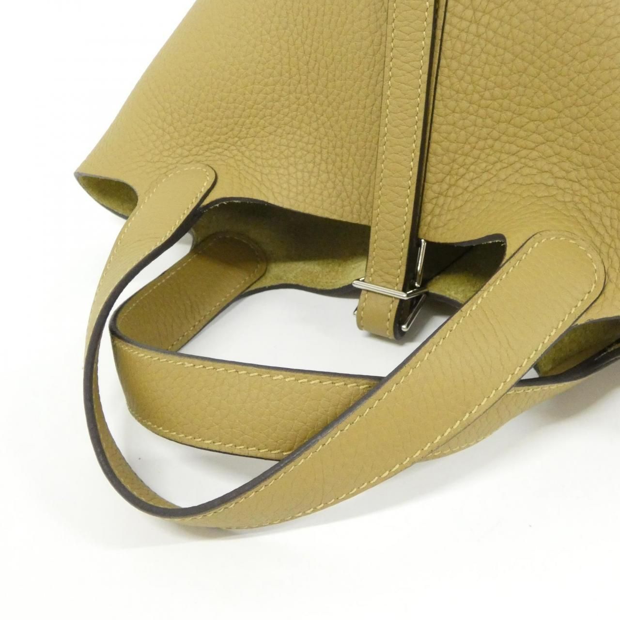 Hermes Picotin Lock PM Bag — view 4
