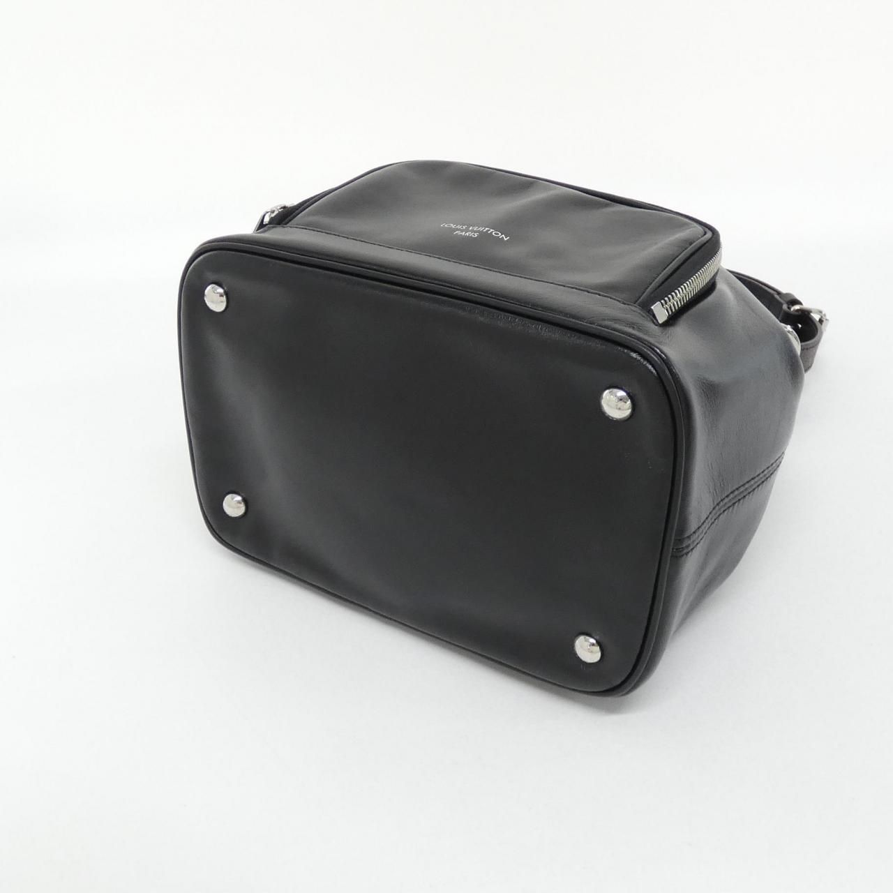 Louis Vuitton No Way Vibe Shoulder Bag — view 3