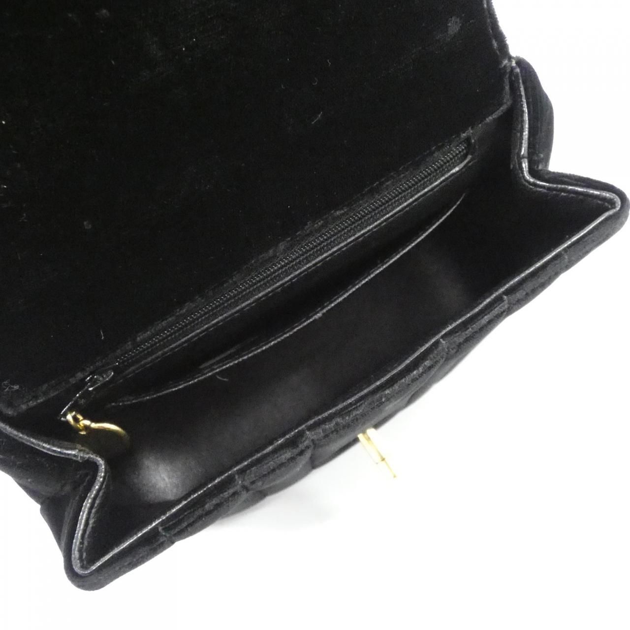 Chanel Vintage Bag Handbag Black — view 6