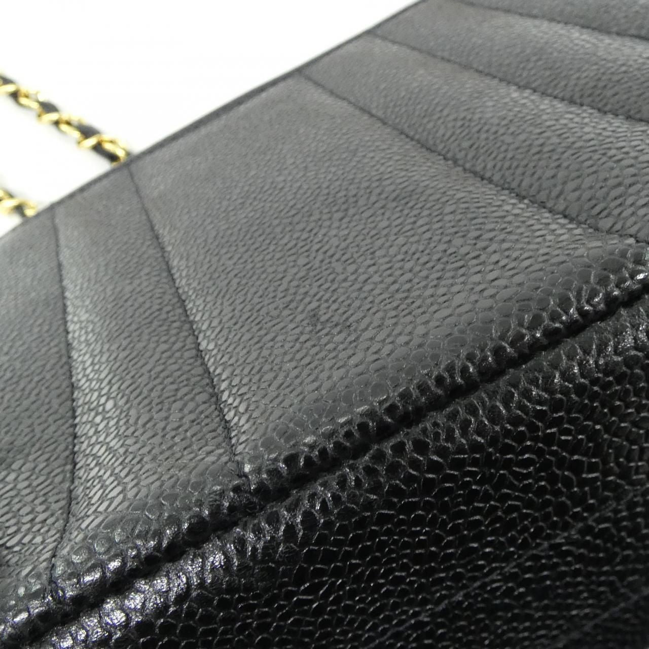 Chanel Vintage Shoulder Bag — view 4