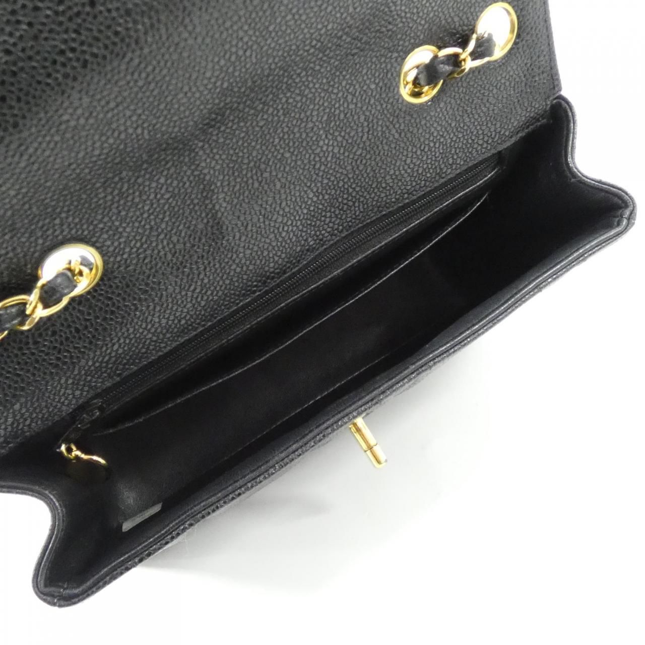 Chanel Vintage Shoulder Bag — view 6