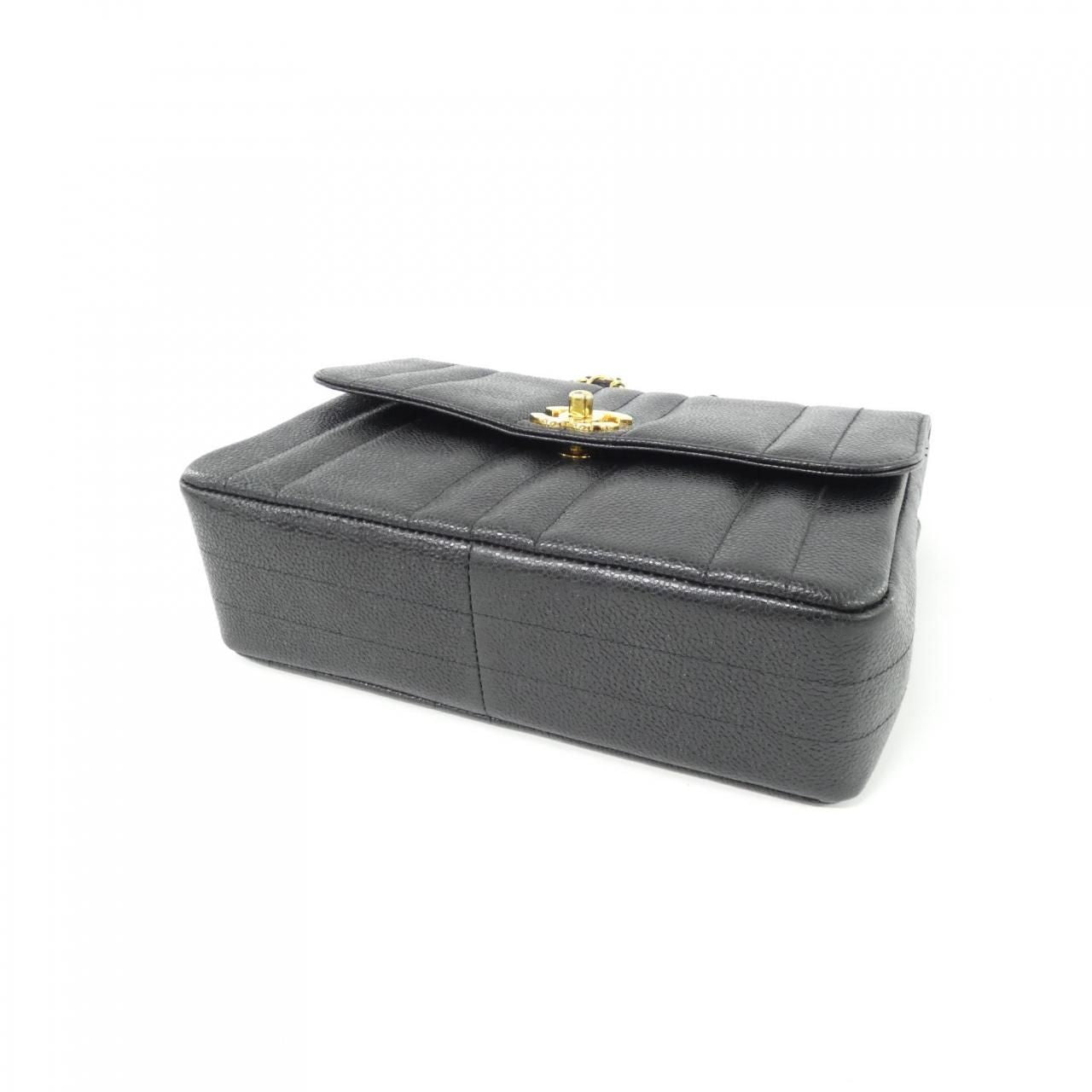 Chanel Vintage Shoulder Bag — view 3