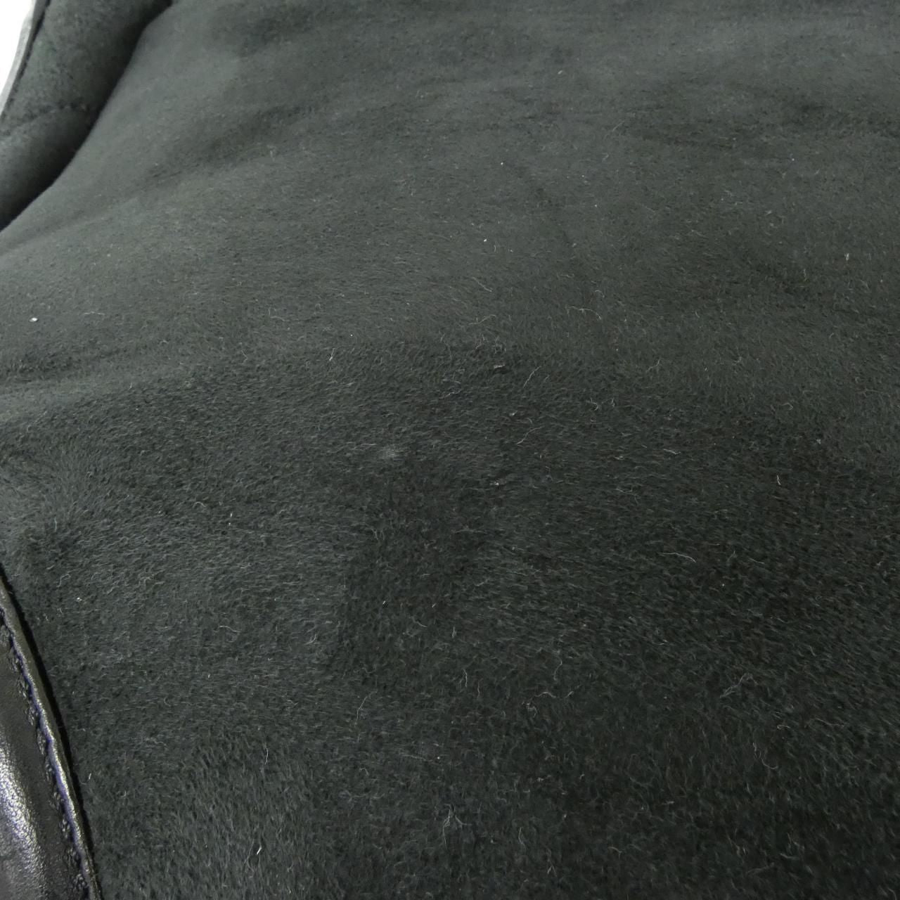 Chanel Vintage Shoulder Bag — view 5