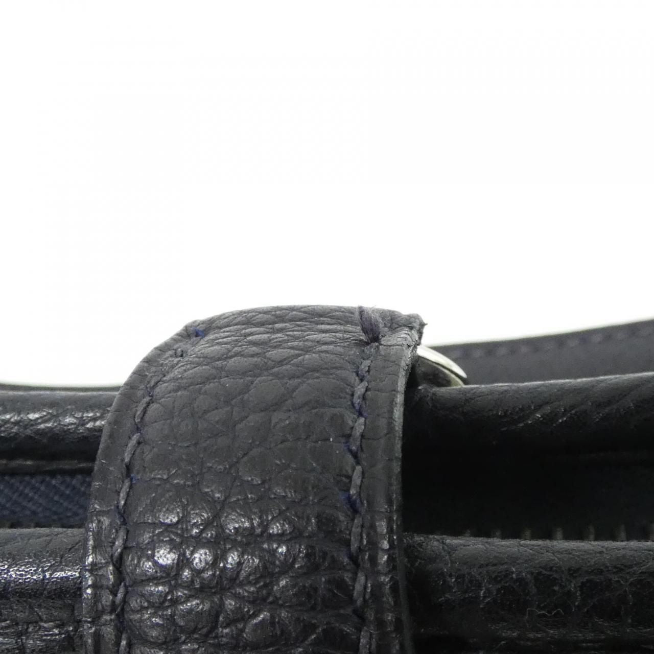 Hermes Vintage Trim 2 35 cm Shoulder Bag — view 7