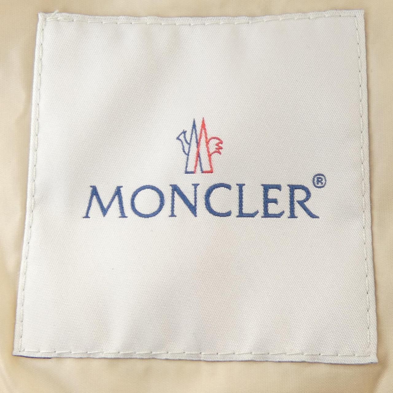 Moncler Coralie Down Jacket Coat — view 5