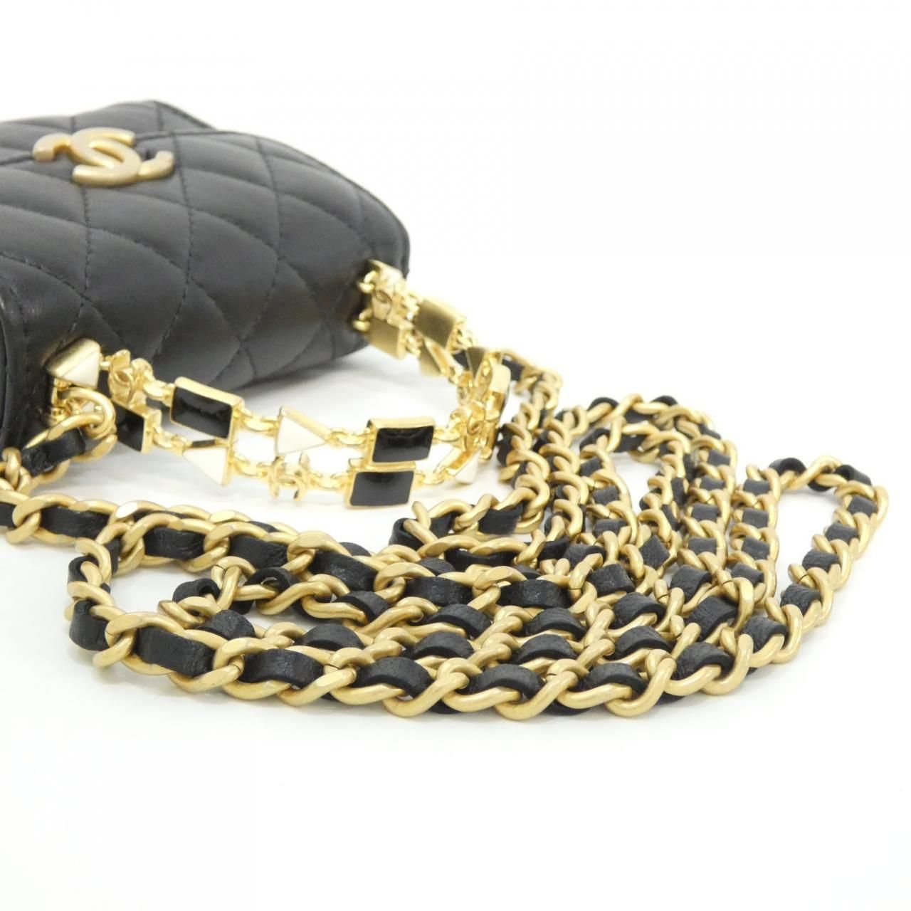 Chanel Chain Clutch Black — view 4