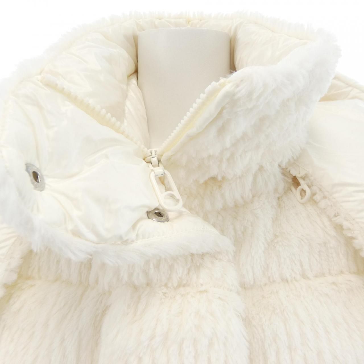 Moncler Luzule Down Jacket Vest — view 7