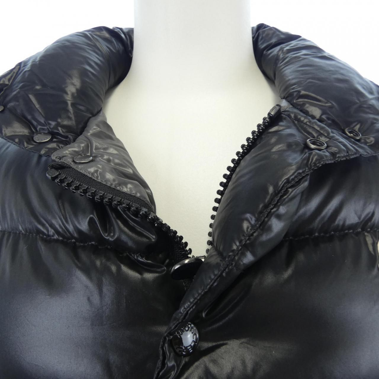 Moncler Tib Down Jacket Vest — view 6